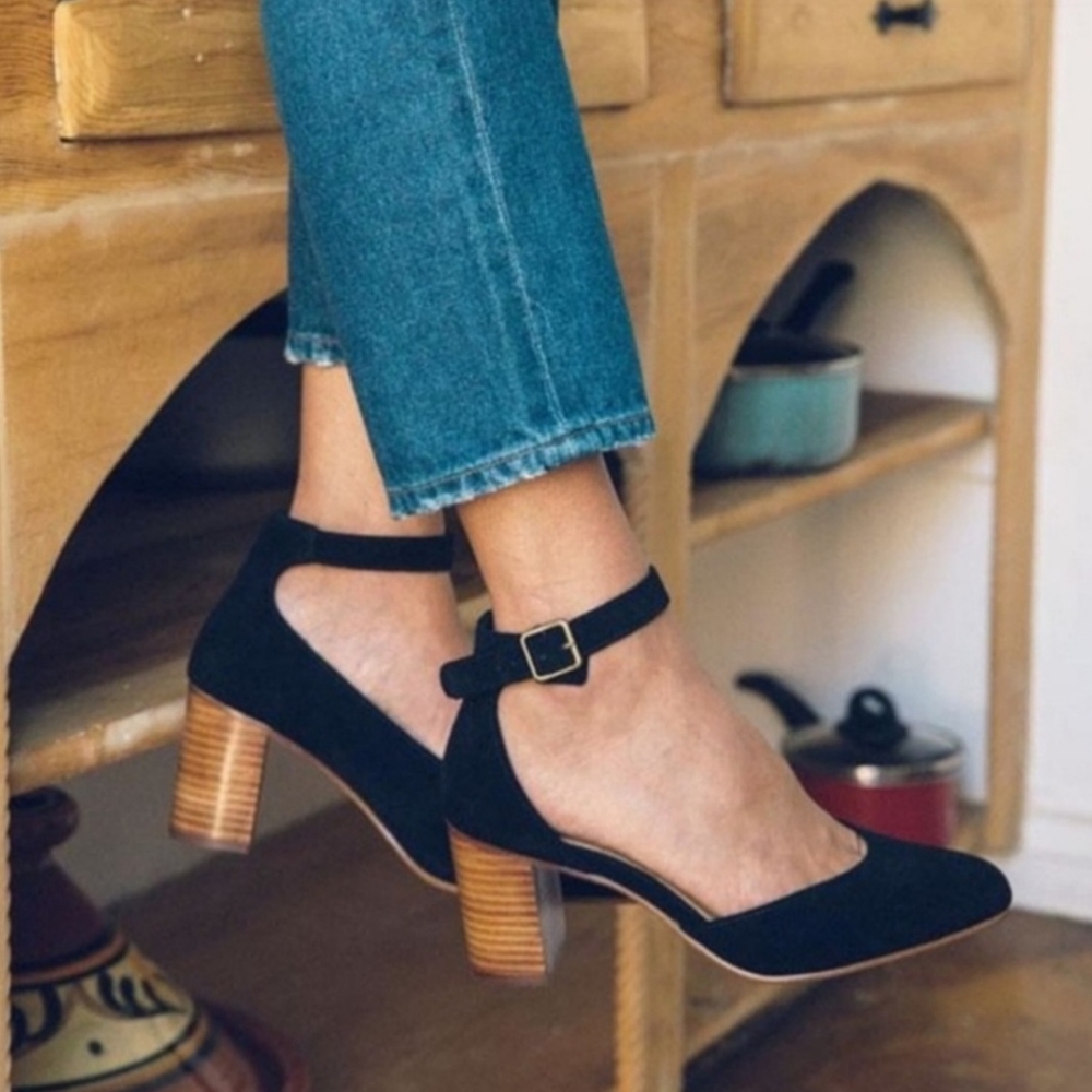 Soludos Size 7 Gemma Black Suede Ankle Strap 2.75" Heels